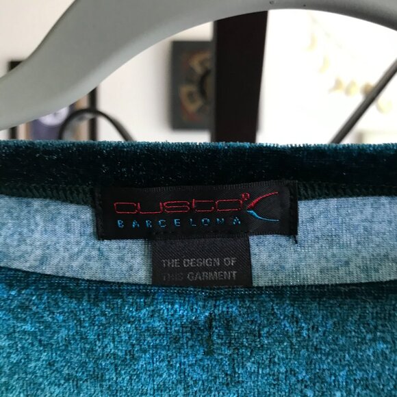 CUSTO BARCELONA size S Blue & Red Velvet Roses Embroidered Plaid Sleeves Top - Picture 5 of 5